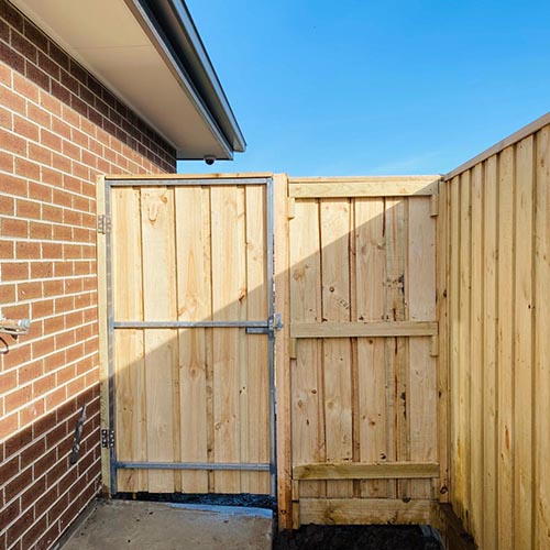 Timber Gates in Wollert